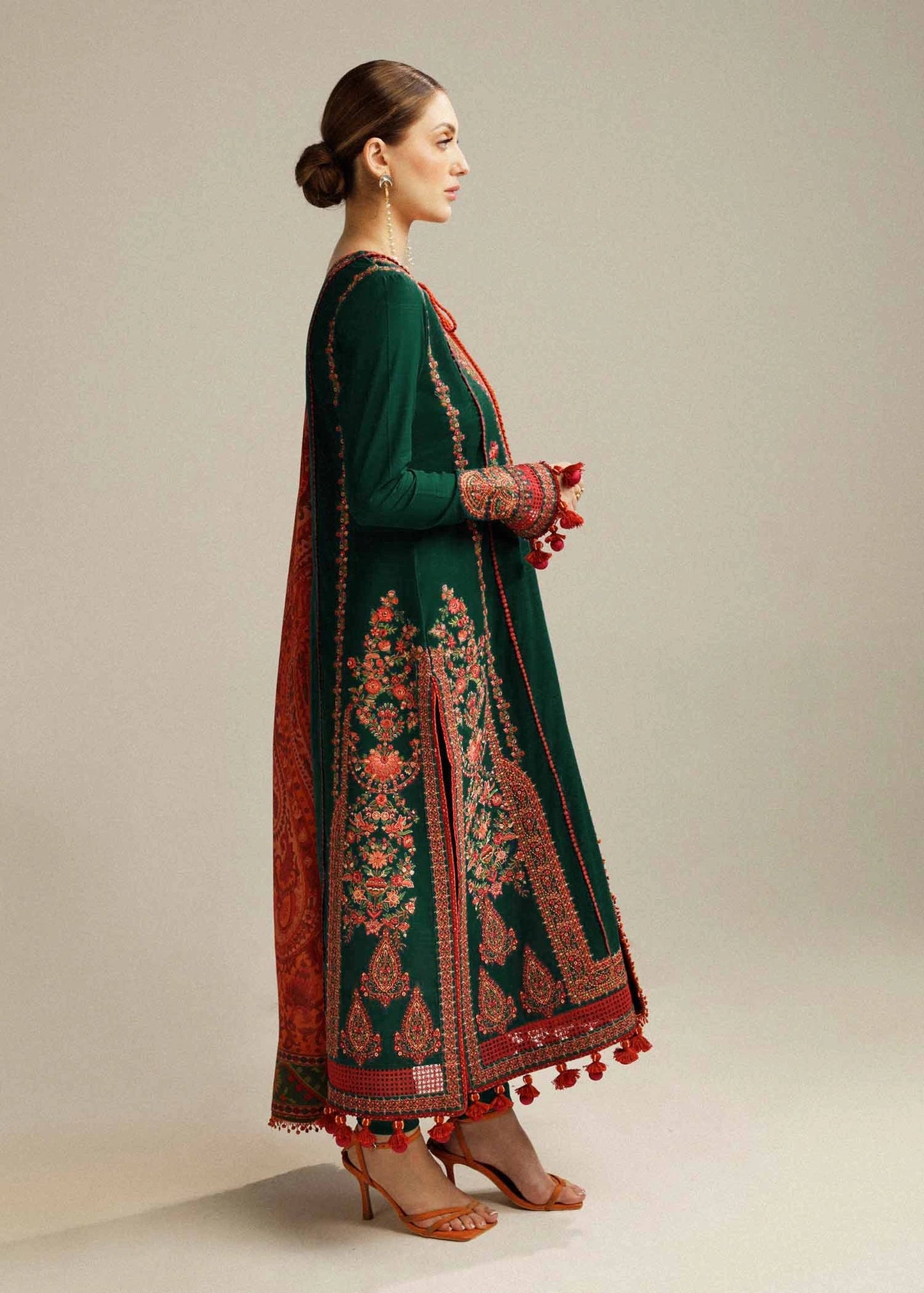 Bottle Green Embroidered Lawn Dress Design with Digital Prinnted Dupatta, Traditional Outfit