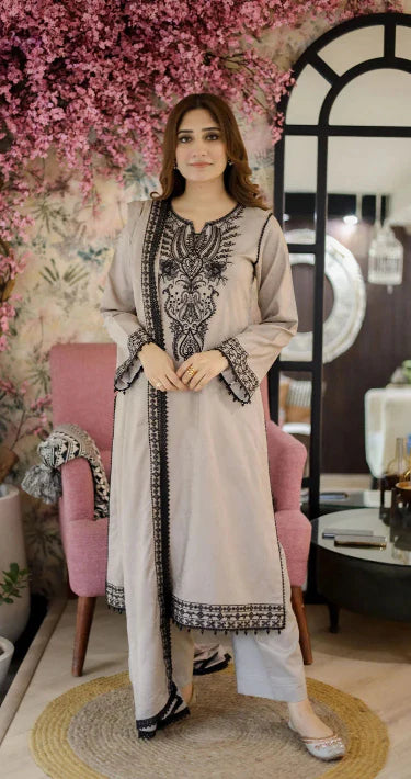 Women Clothing best Lawn Oufit 2026