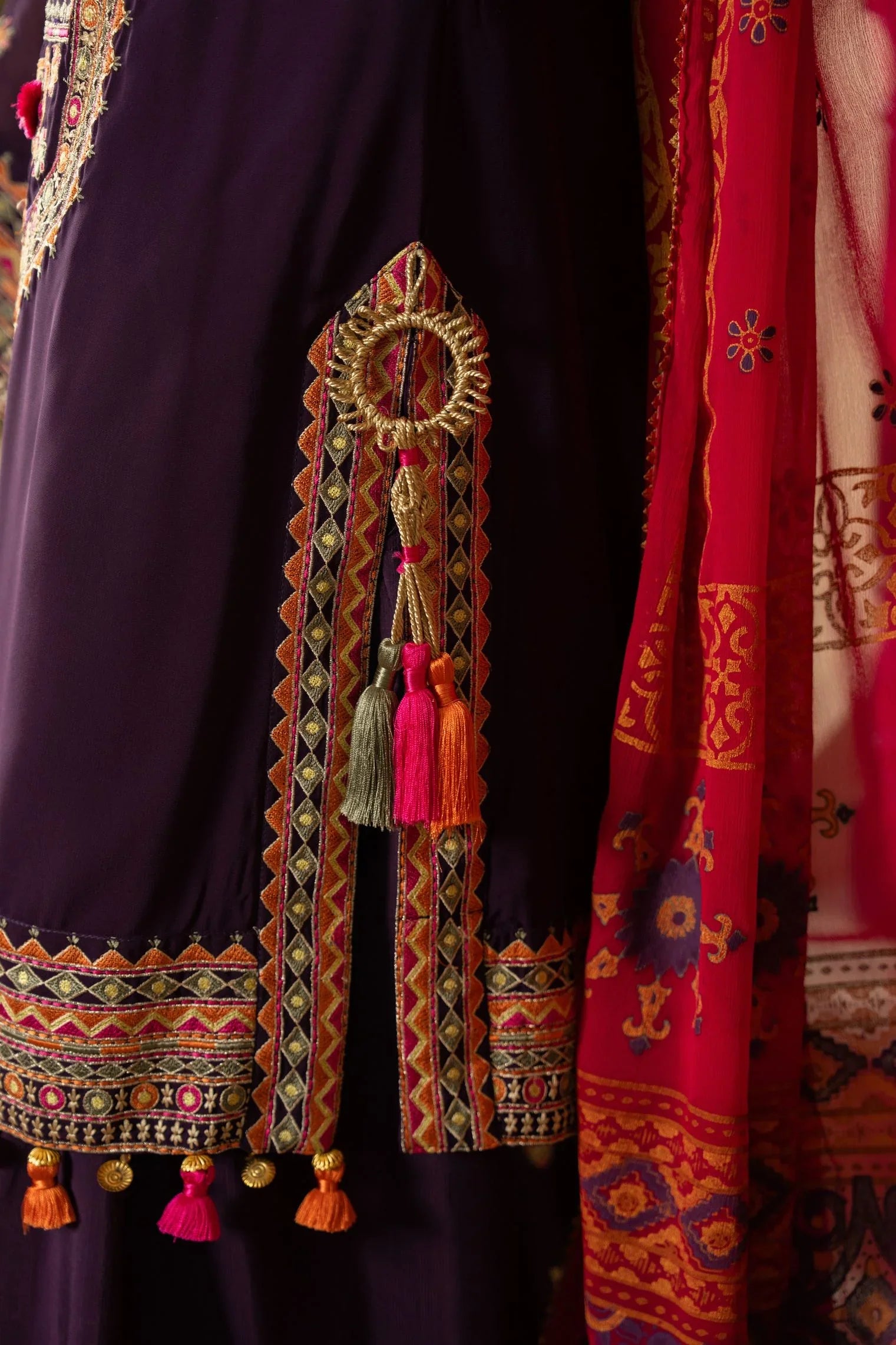 3-Piece Traditional Luxury Embroidered Outfit with Embridered Sleves and Trouser