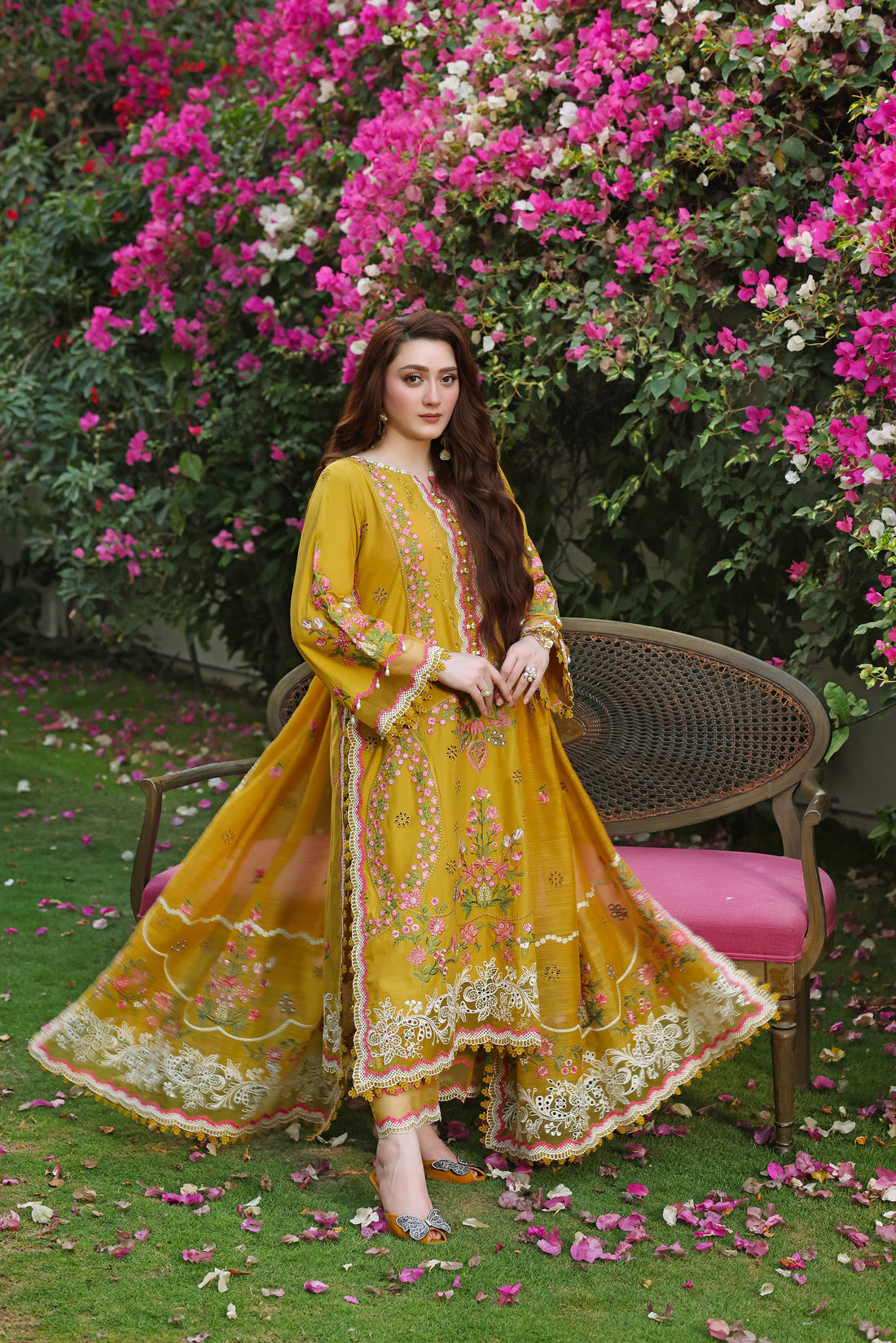 Naaz-e-Zar