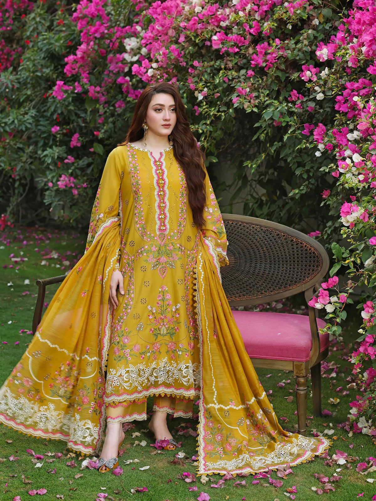 Naaz-e-Zar