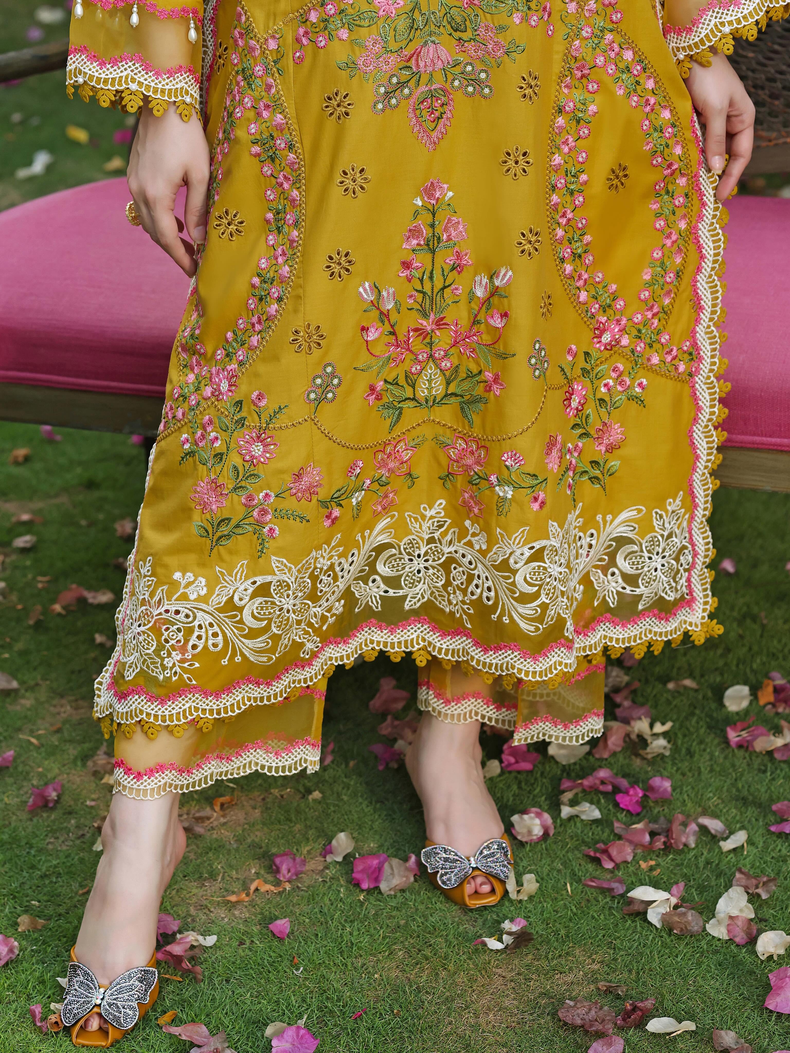 Naaz-e-Zar