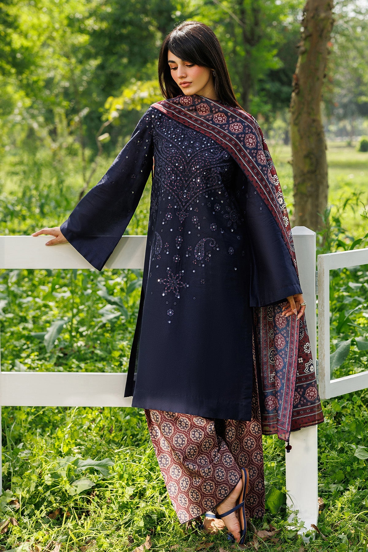 Dhund-e-Noor