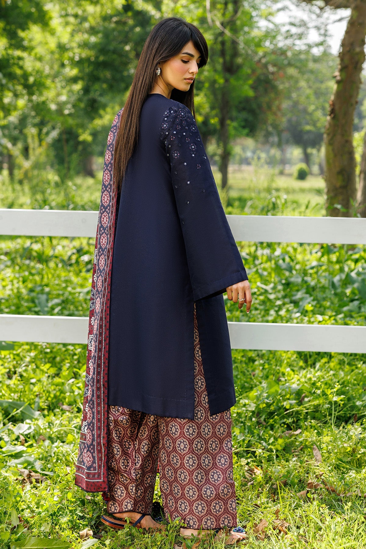 Dhund-e-Noor