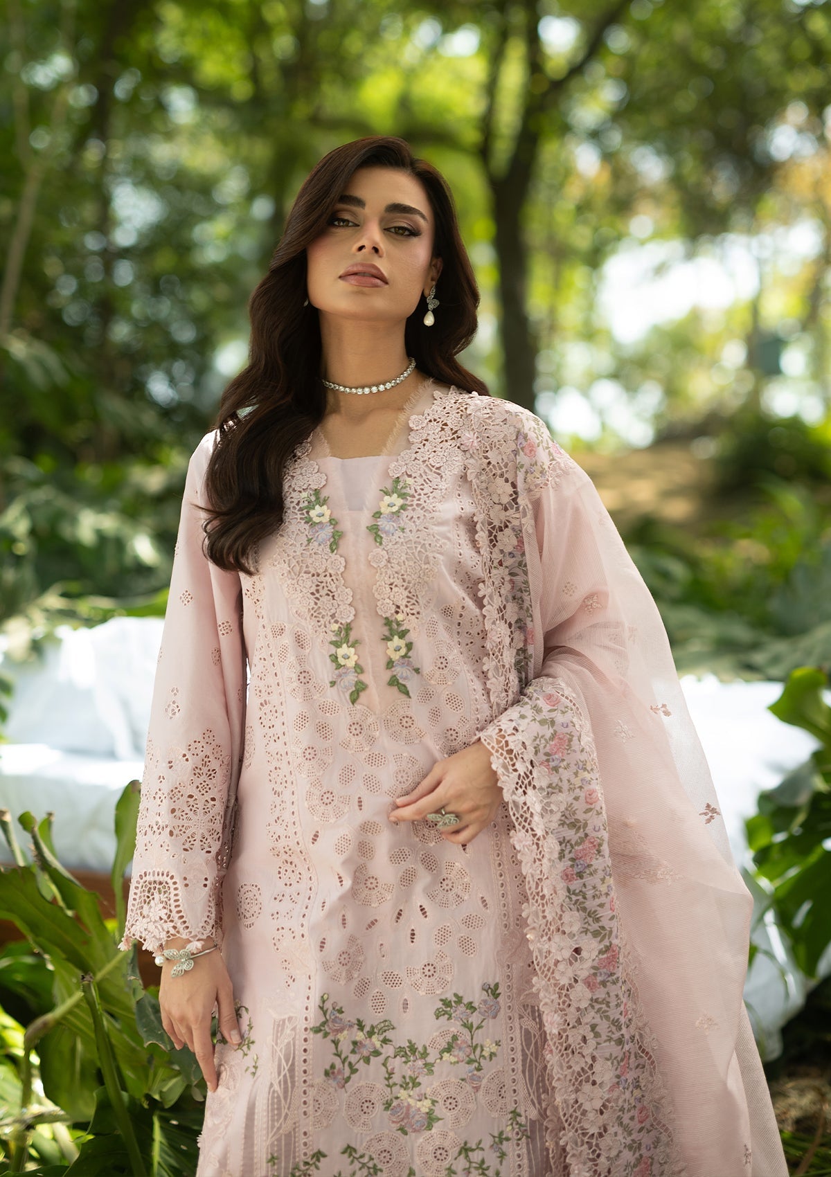 Husn-e-Gul