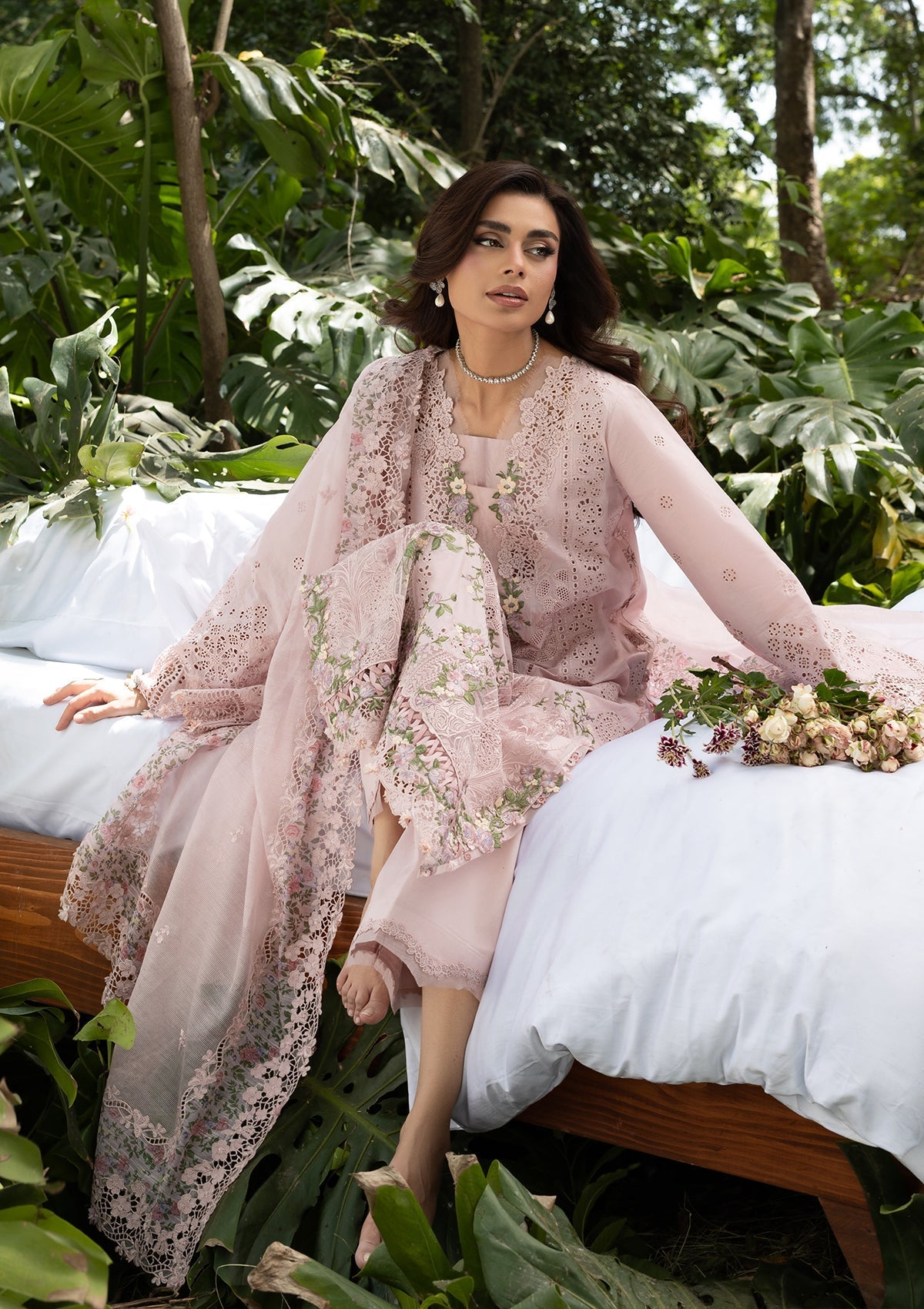 Husn-e-Gul