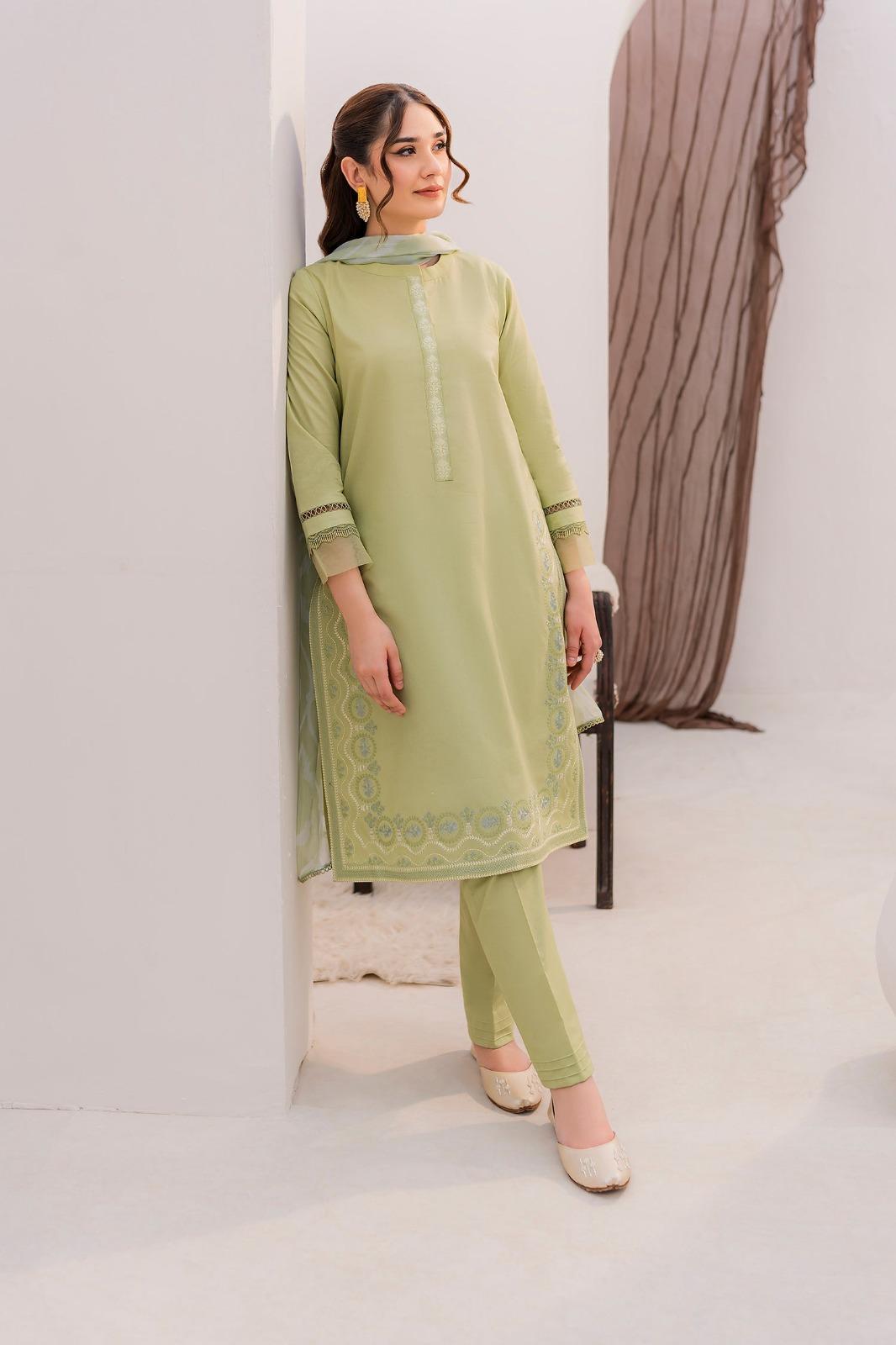 3 Piece Unstiched Embroidery Dhanak