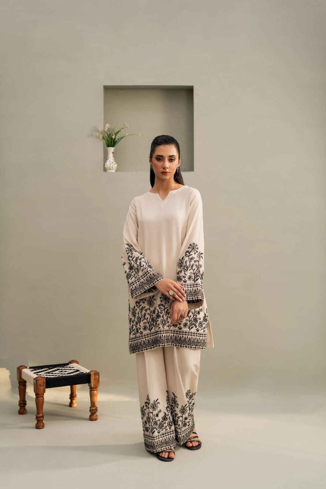 3 Piece Unstiched Embroidery Dhanak