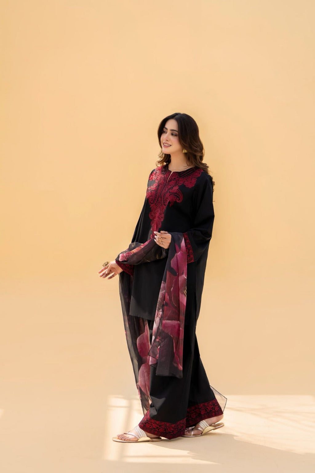 3 Piece Unstiched Embroidery Dhanak