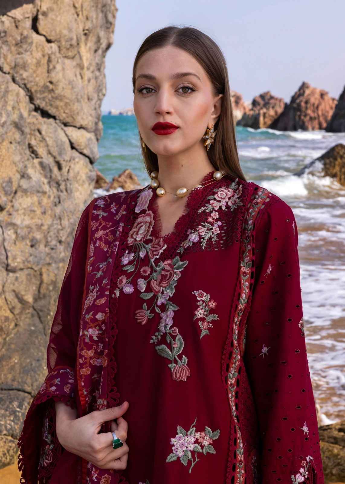 3 Piece Unstiched Embroidery Dhanak