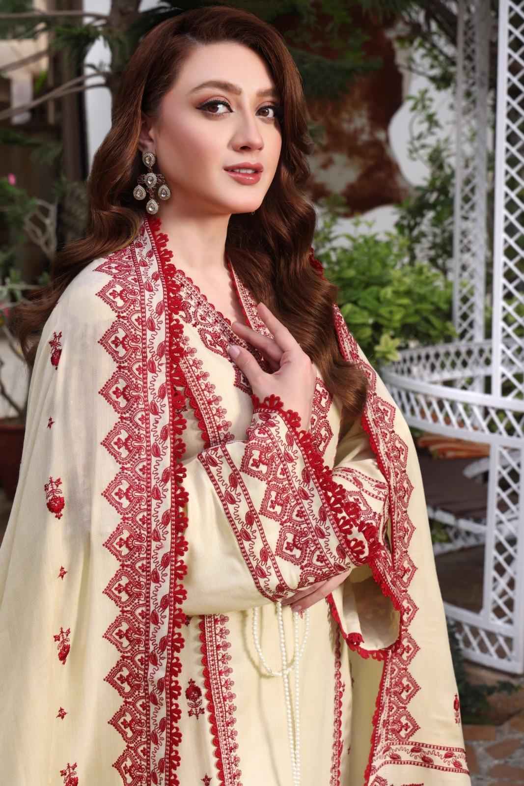 3 Piece Unstiched Embroidery Dhanak