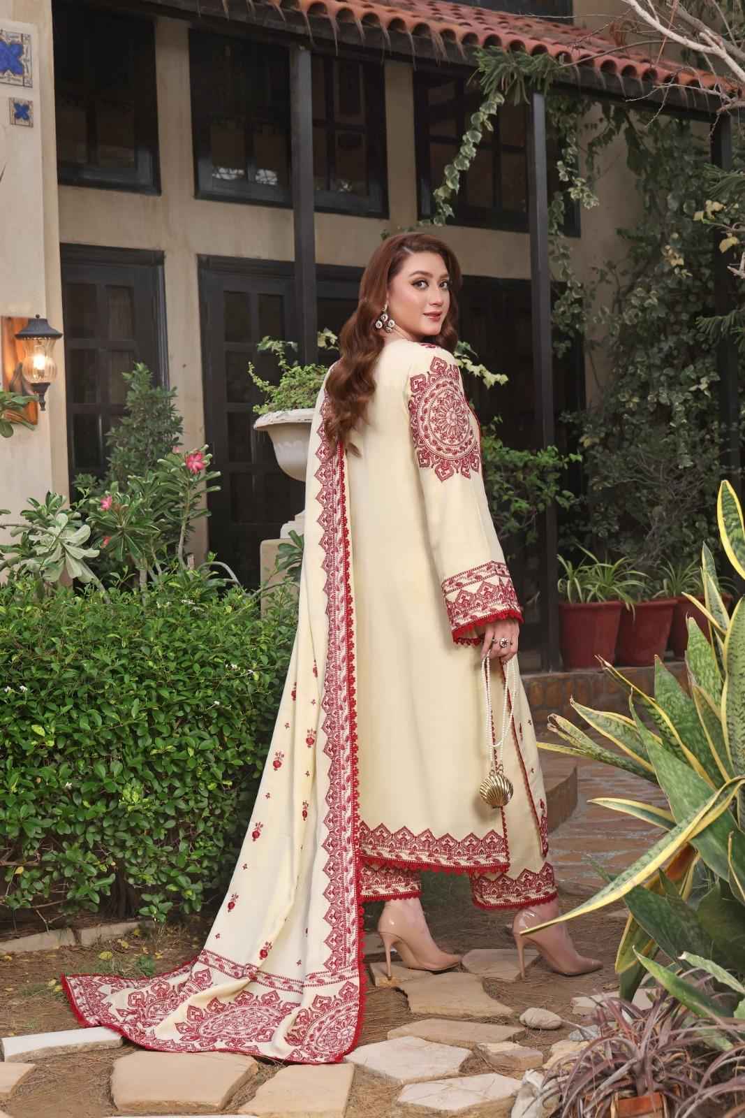 3 Piece Unstiched Embroidery Dhanak
