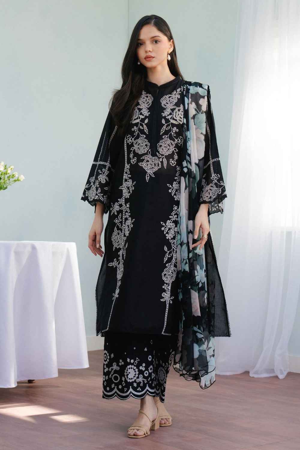 3 Piece Unstiched Embroidery Dhanak