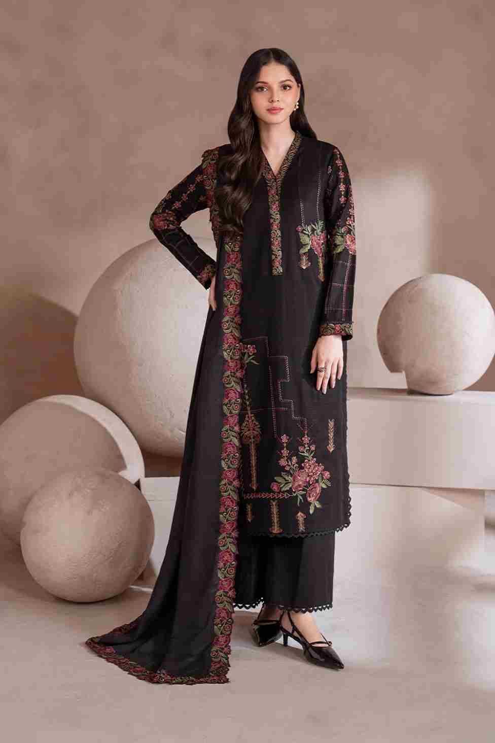 3 Piece Unstiched Embroidery Dhanak