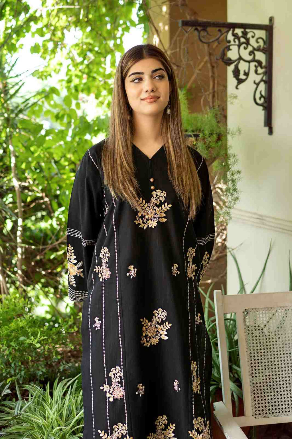 3 Piece Unstiched Embroidery Dhanak