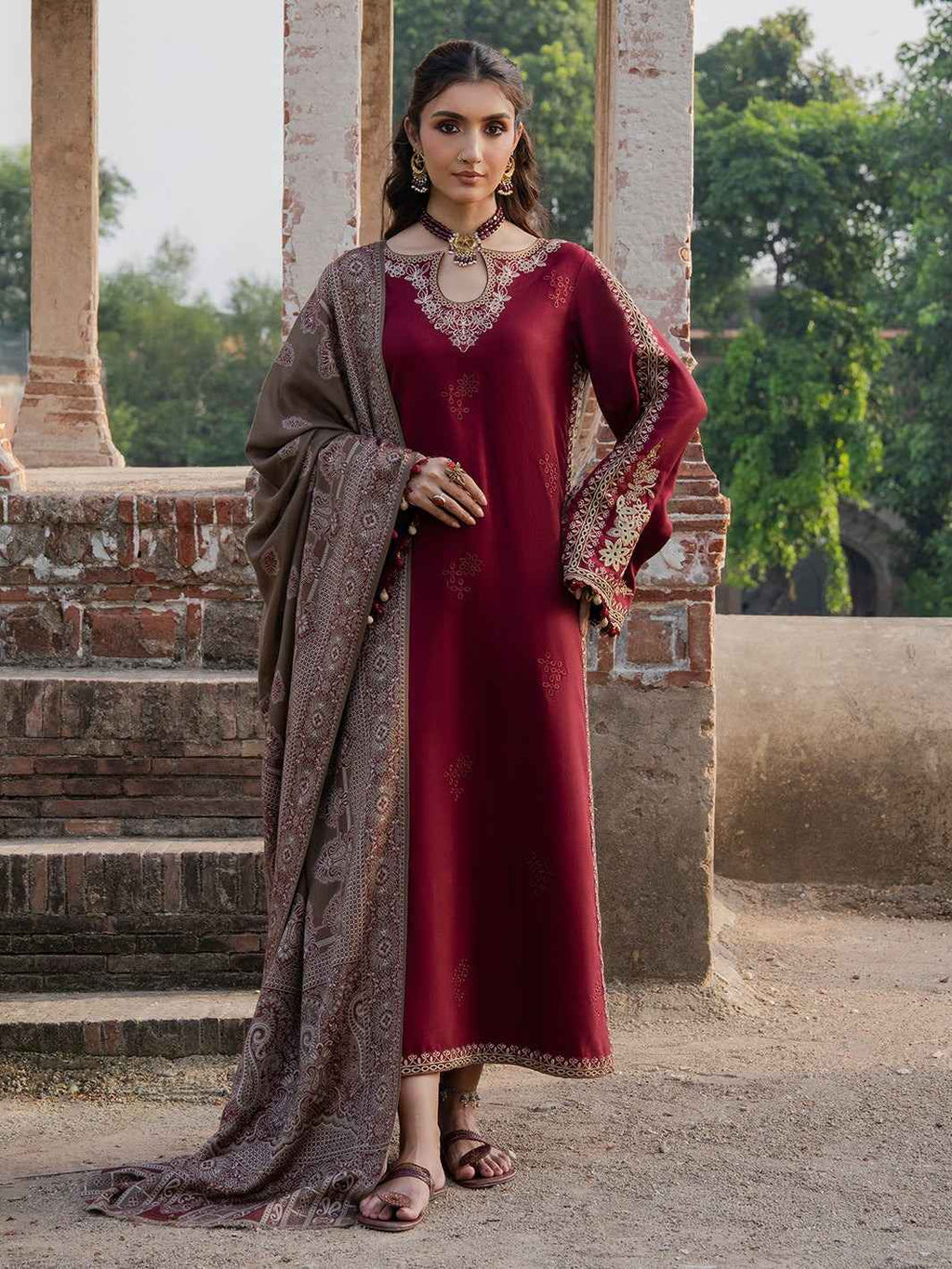 3 Piece Unstiched Embroidery Dhanak