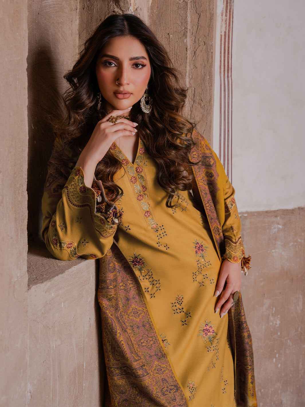 3 Piece Unstiched Embroidery Dhanak