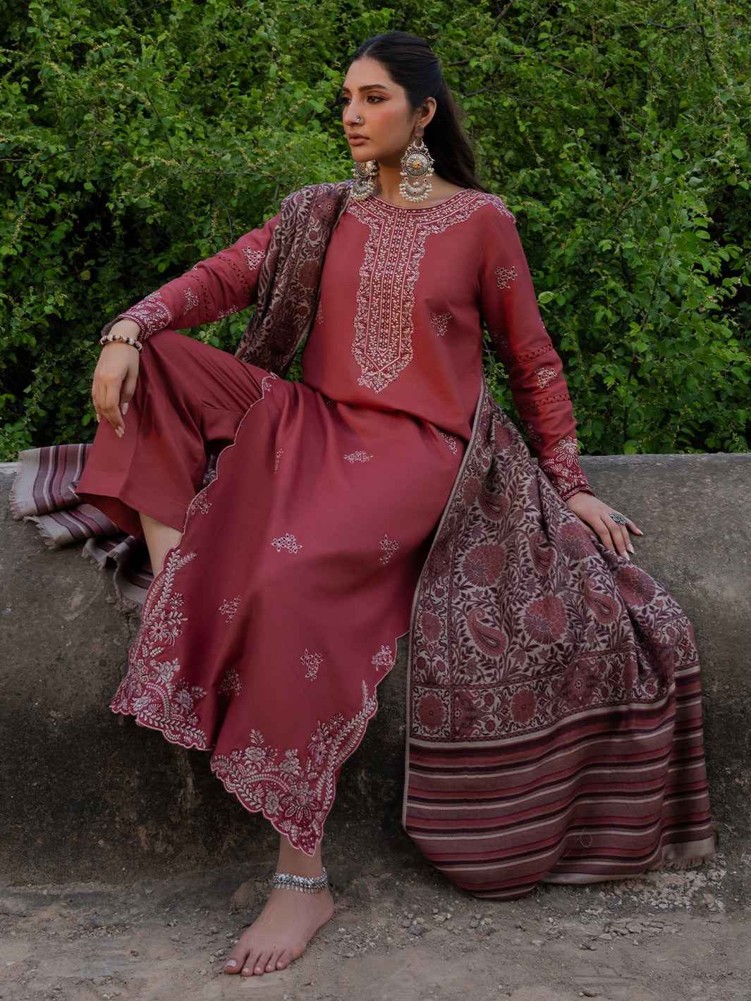 3 Piece Unstiched Embroidery Dhanak