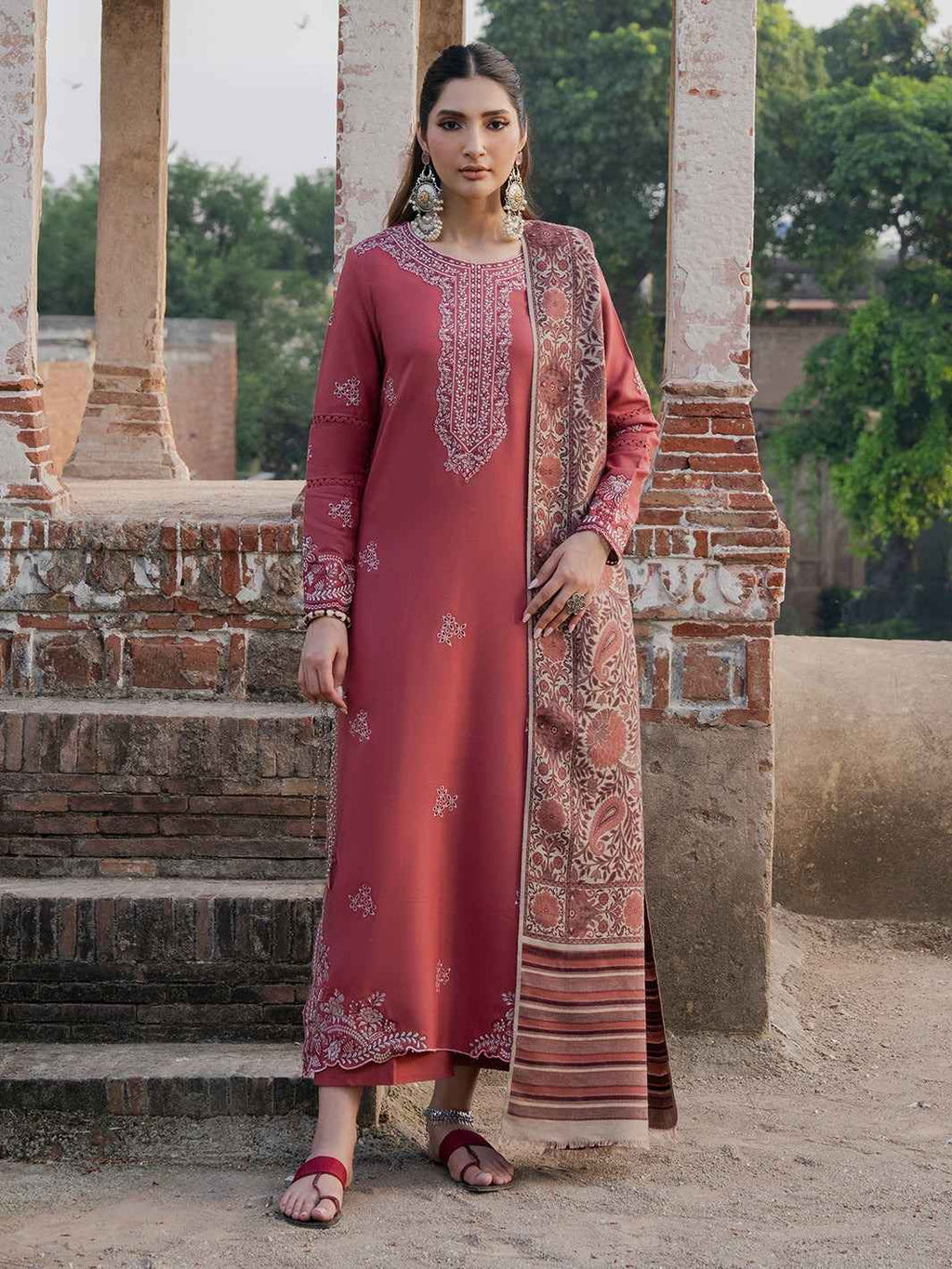 3 Piece Unstiched Embroidery Dhanak