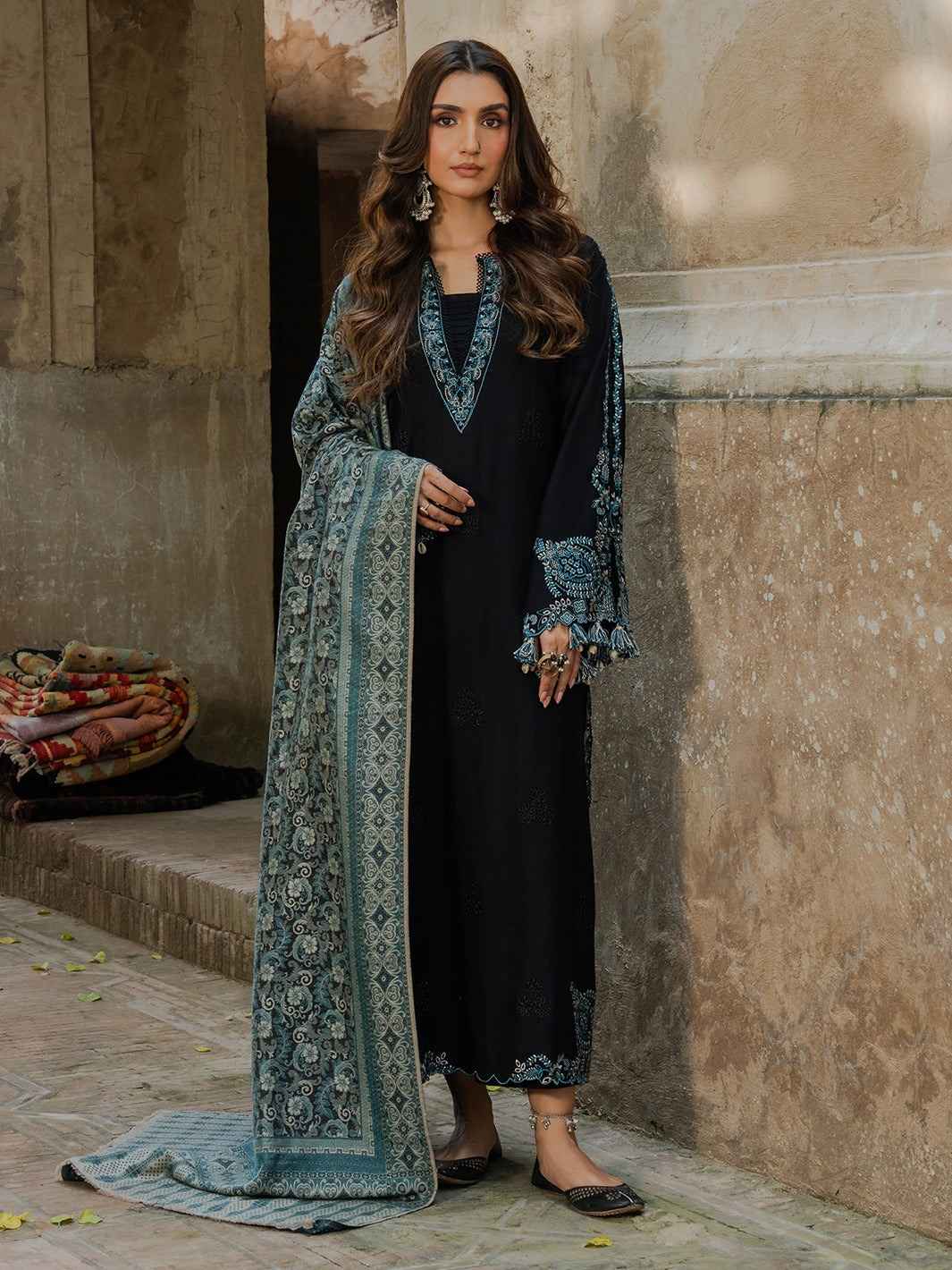 3 Piece Unstiched Embroidery Dhanak