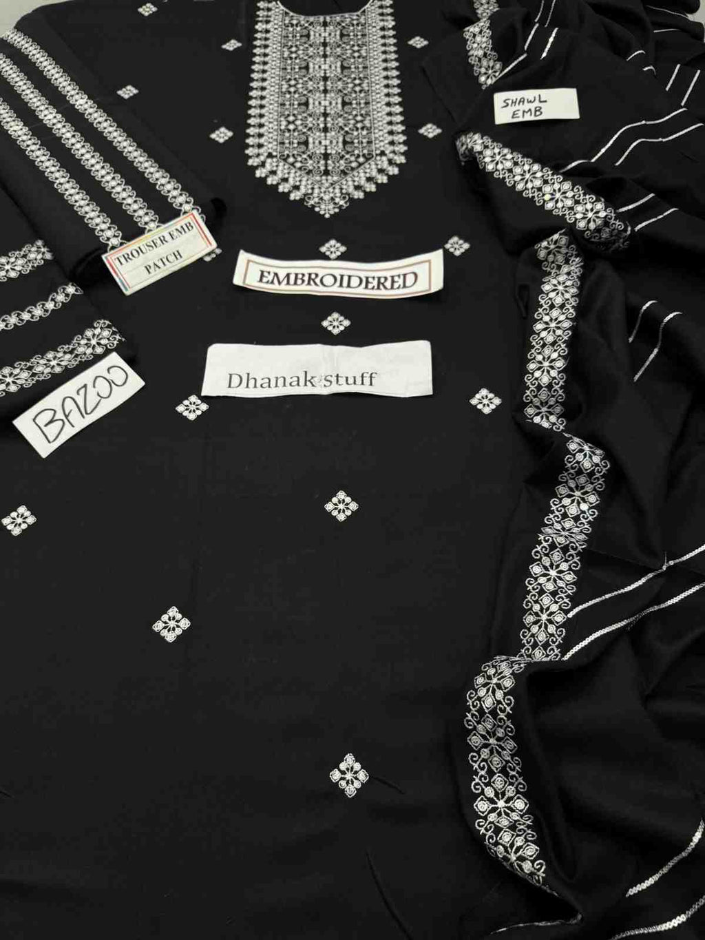 3 Piece Unstiched Embroidery Dhanak