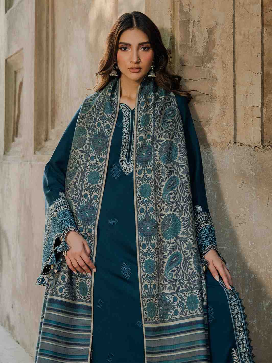 3 Piece Unstiched Embroidery Dhanak