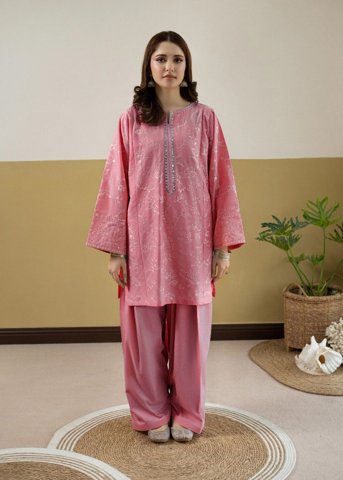 2 Piece Emb Baby Pink