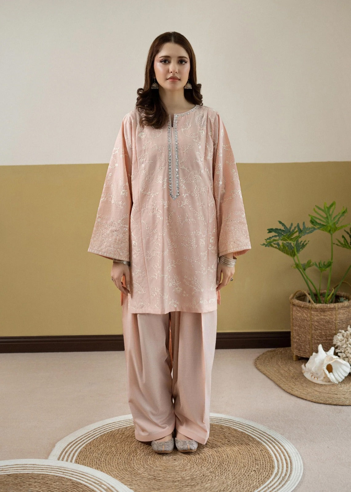 2 Piece Emb Light Pink